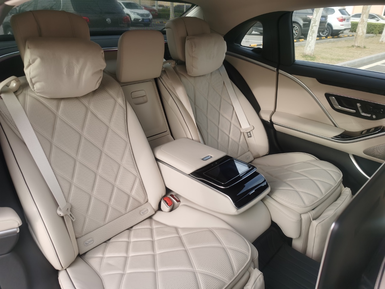 luxury car